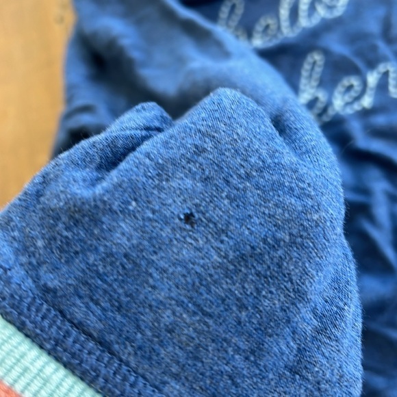 Vineyard vines weekend boxy top - Picture 4 of 5